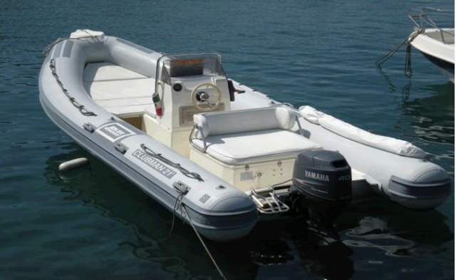  botes ligeros cómodos y modernos 